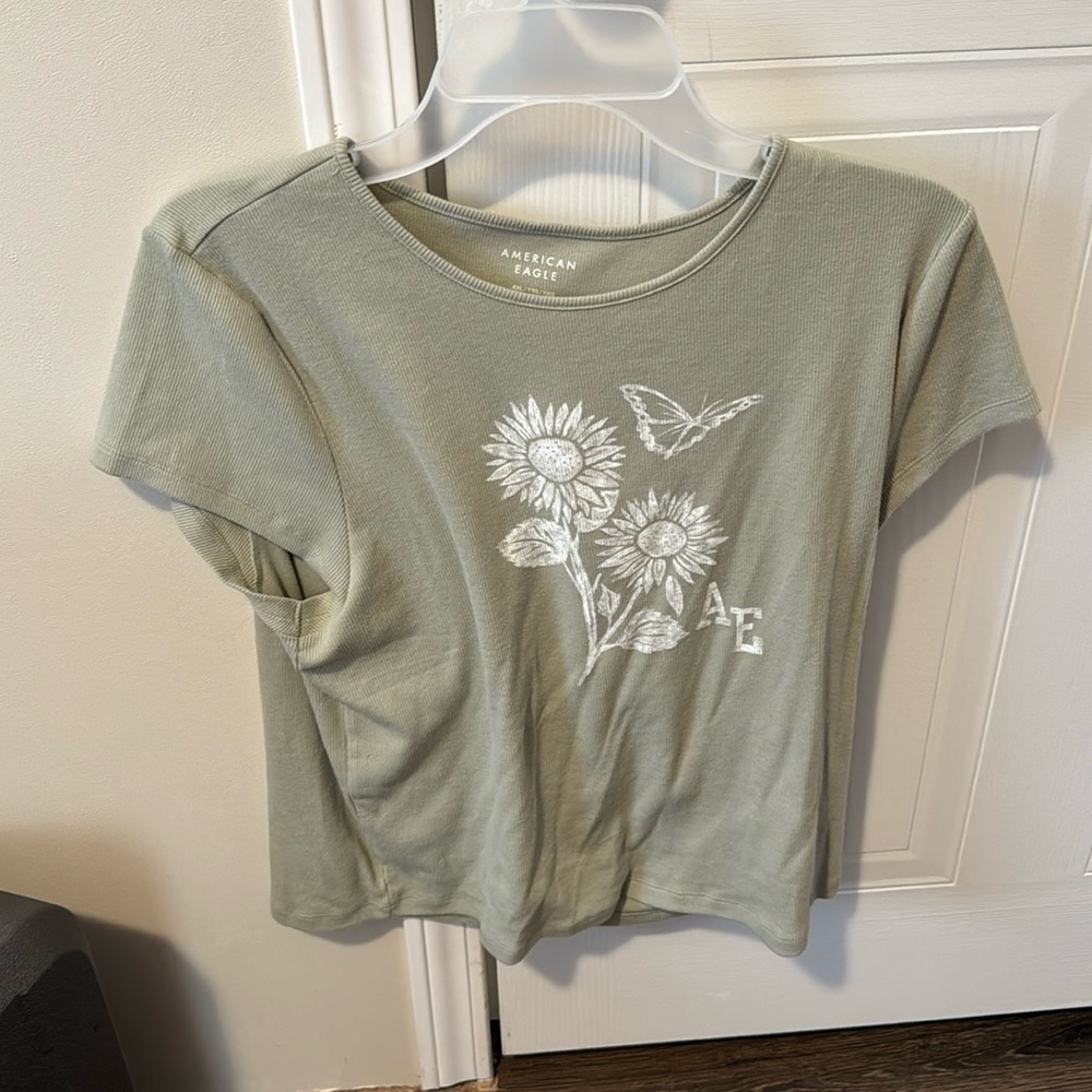 New condition Cropped ribbed baby tee sage green American Eagle butterfly print